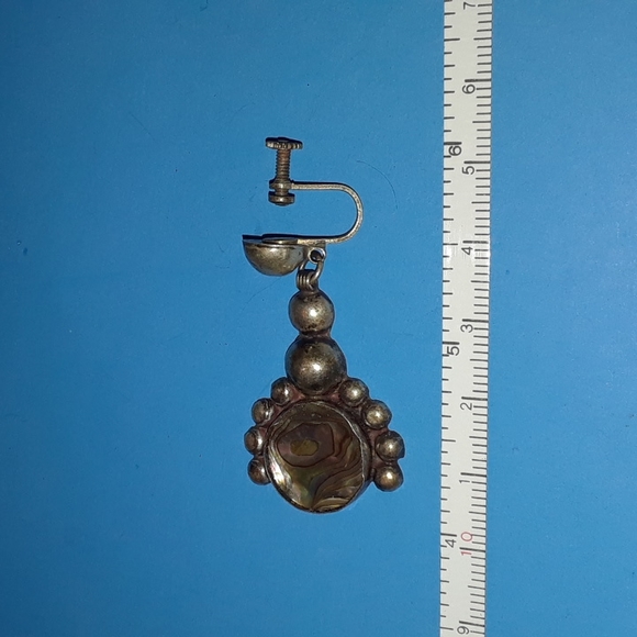 2 Vintage 1960s Mexican Sterling Silver Abalone Earrings - Picture 9 of 9